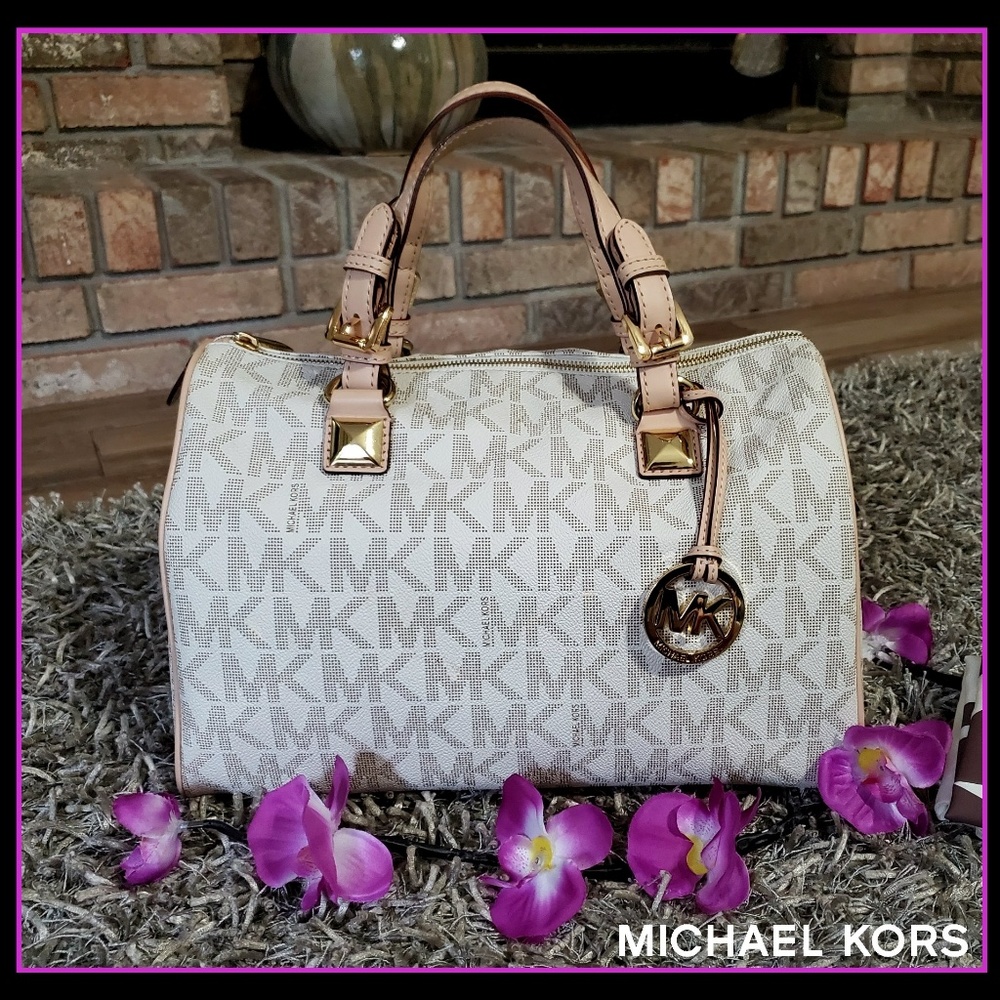 🚫 SOLD 🚫 Michael Kors Grayson Satchels 🌺